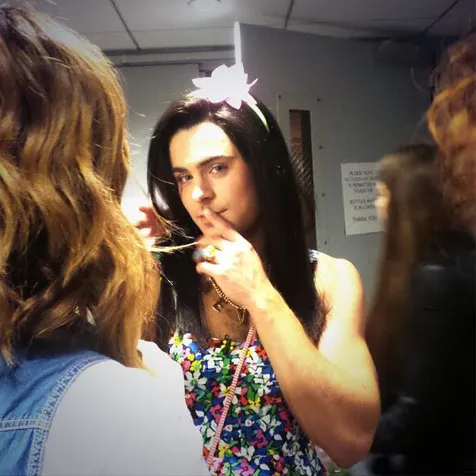 Nyaris tak dikenali, yakin ini Zac Efron? @ twitter.com/ZacEfron