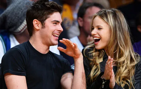 Zac Efron dan Halston Sage @ eonline.com