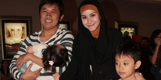 Hanung Bramantyo - Zaskia Adya Mecca