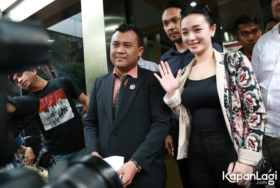 Zaskia Gotik tak ingin salahkan siapapun soal kasus ini/©KapanLagi.com®/Agus Apriyanto