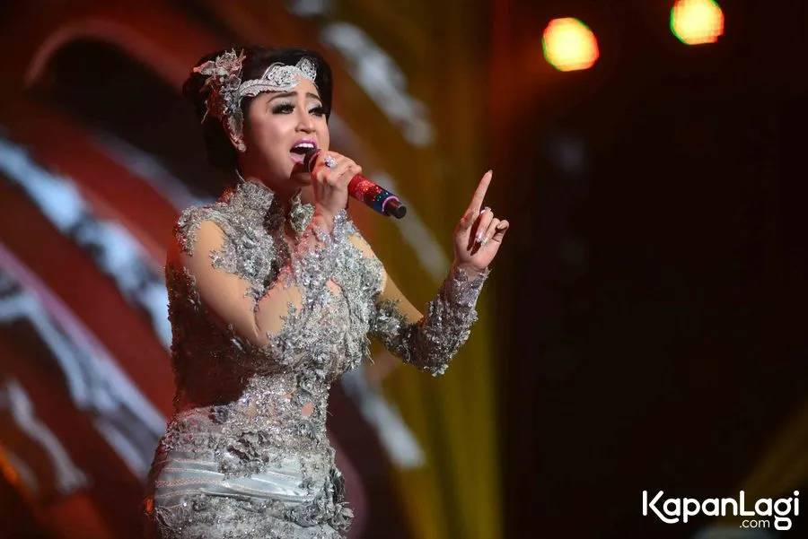 Dewi Perssik mengaku baru pertama bertengkar dengan kakak dan ponakan. ŠKapanLagi.com/Bayu Herdianto