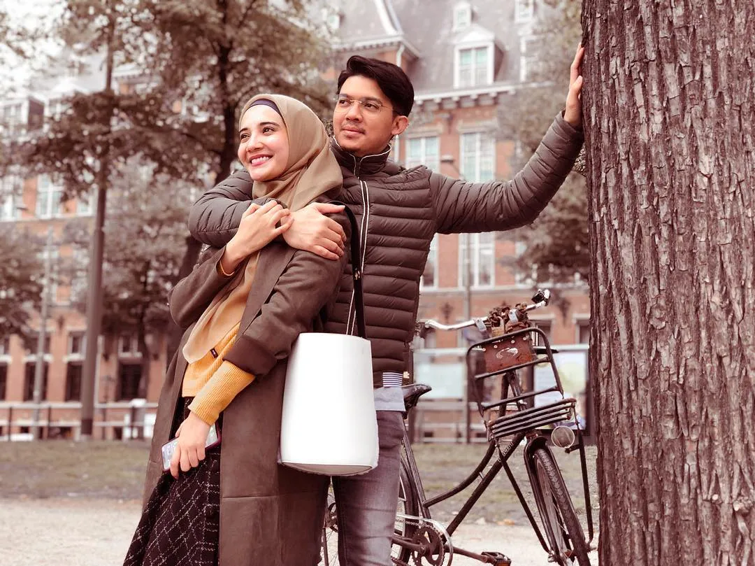 Irwansyah & Zaskia Sungkar © Instagram