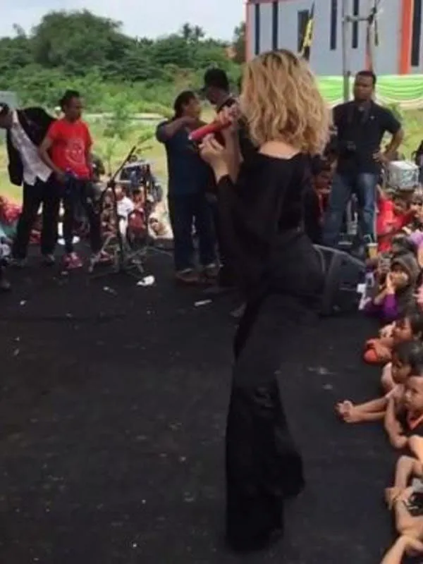 Screenshot video Zaskia Gotik yang beredar di Instagram © Instagram.com
