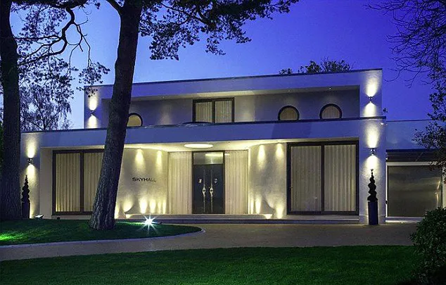 Inilah rumah Zayn dan Perri yang akan dijual © dailymail.co.uk