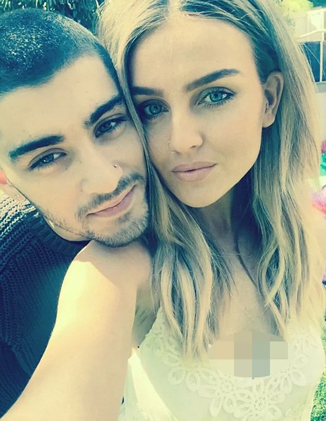 Zayn dan Perrie selfie mesra @ instagram.com/perrieeele