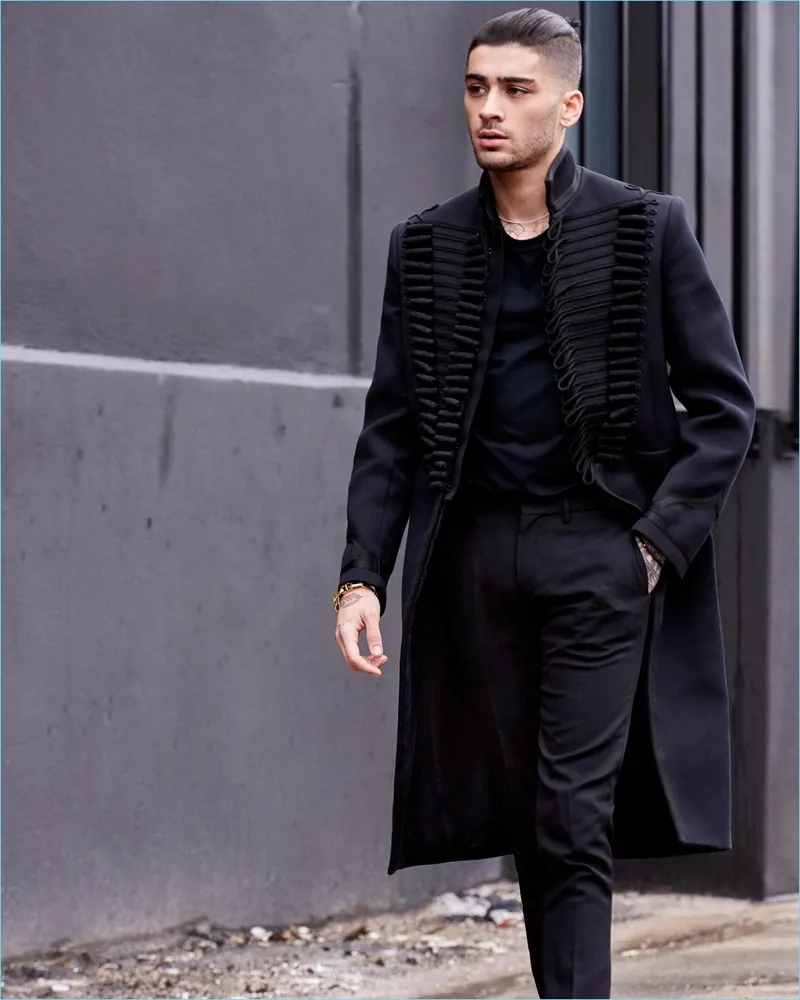 Zayn membaik karena ada Gigi di sampingnya © The Sunday Times
