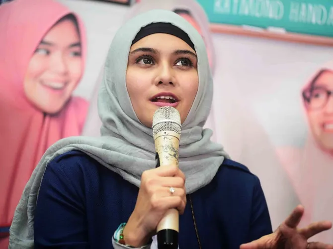 Zee Zee Shahab memutuskan rehat sejenak dari pekerjaan. © KapanLagi.com/Bayu Herdianto
