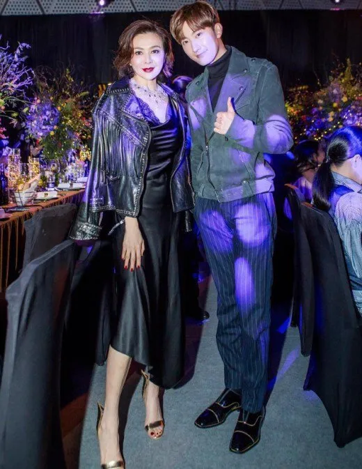 Rosamund Kwan, aktris Hong Kong populer yang dirumorkan pacaran dengan Zhou Mi. ©allkpop.com