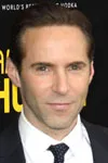 Foto profil Alessandro Nivola