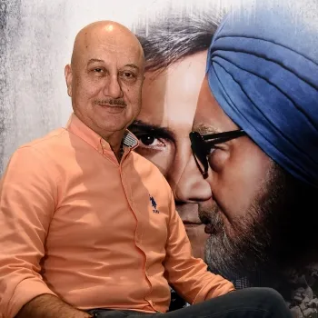 Foto profil Anupam Kher