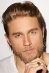 Foto profil Charlie Hunnam