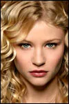 Foto profil Emilie de Ravin