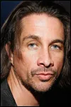 Foto profil Michael Easton