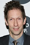 Foto profil Tim Blake Nelson