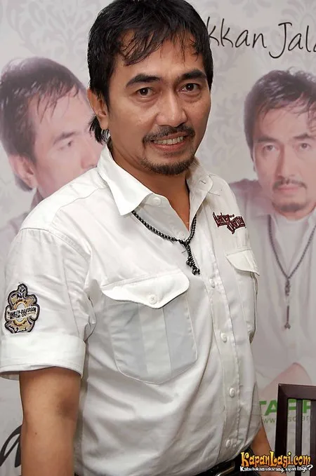 Foto Aa Gatot Brajamusti