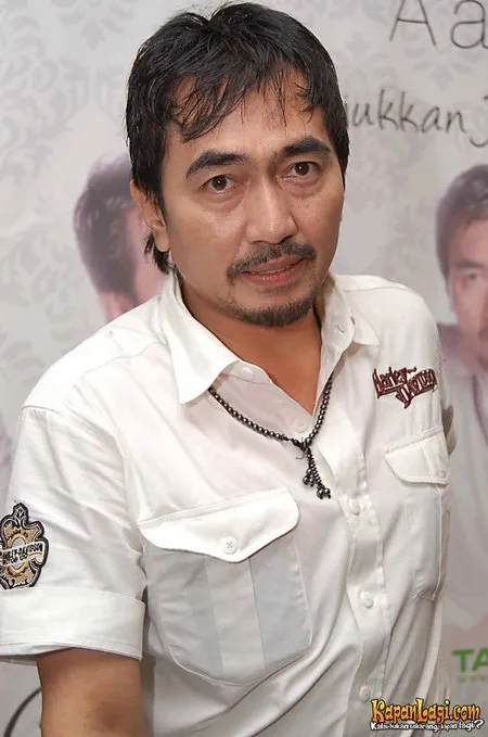 Foto Aa Gatot Brajamusti