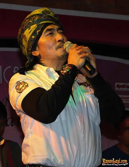 Foto Aa Gatot Brajamusti