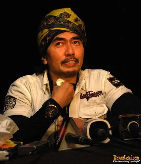 Foto Aa Gatot Brajamusti