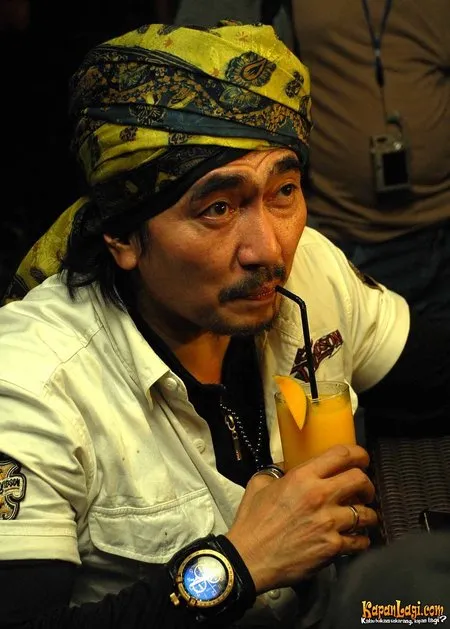 Foto Aa Gatot Brajamusti