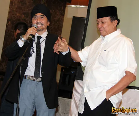 Foto Aa Gatot Brajamusti