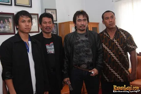 Foto Aa Gatot Brajamusti