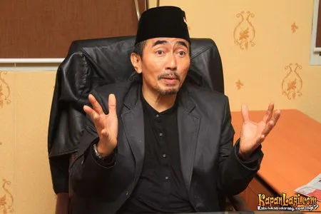 Foto Aa Gatot Brajamusti