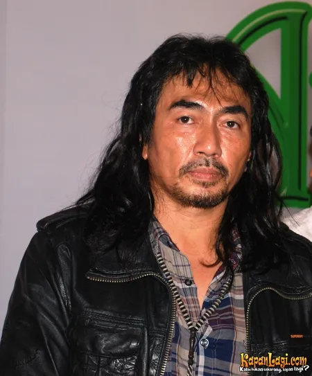 Foto Aa Gatot Brajamusti