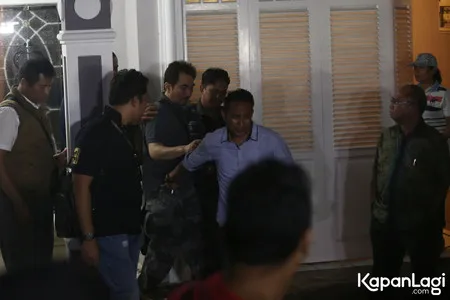 Foto Aa Gatot Brajamusti