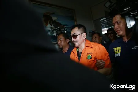 Foto Aa Gatot Brajamusti