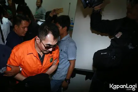 Foto Aa Gatot Brajamusti