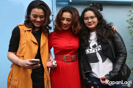 Foto Aaliyah Massaid