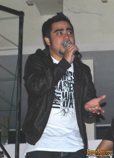 Foto Abdul And The Coffe Theory