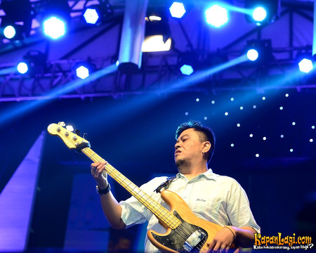 Foto Abdul And The Coffe Theory