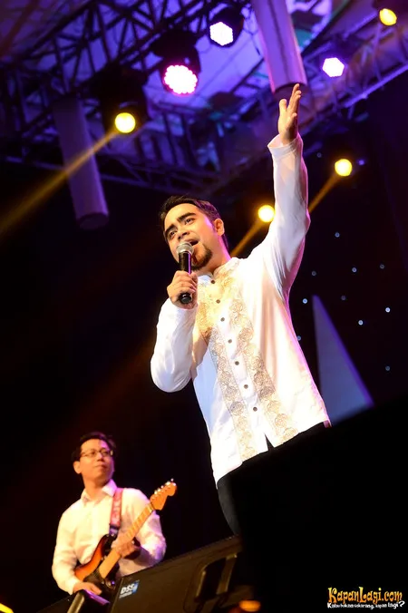 Foto Abdul And The Coffe Theory