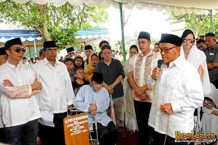 Foto Aburizal Bakrie