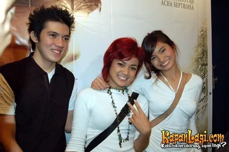 Foto Acha Septriasa