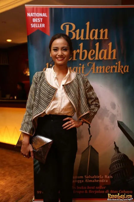 Foto Acha Septriasa