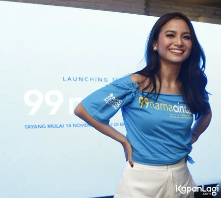 Foto Acha Septriasa