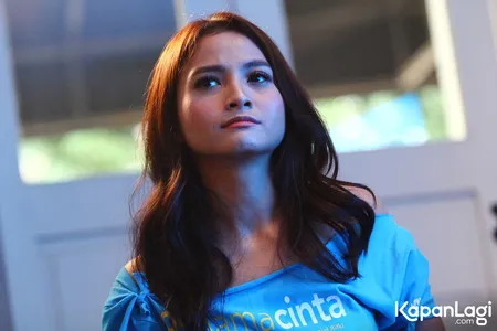 Foto Acha Septriasa