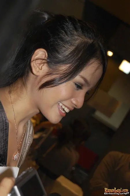 Foto Acha Septriasa