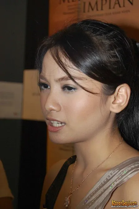 Foto Acha Septriasa