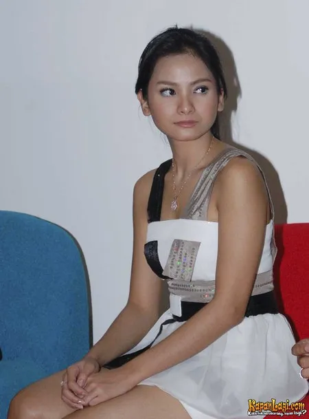 Foto Acha Septriasa
