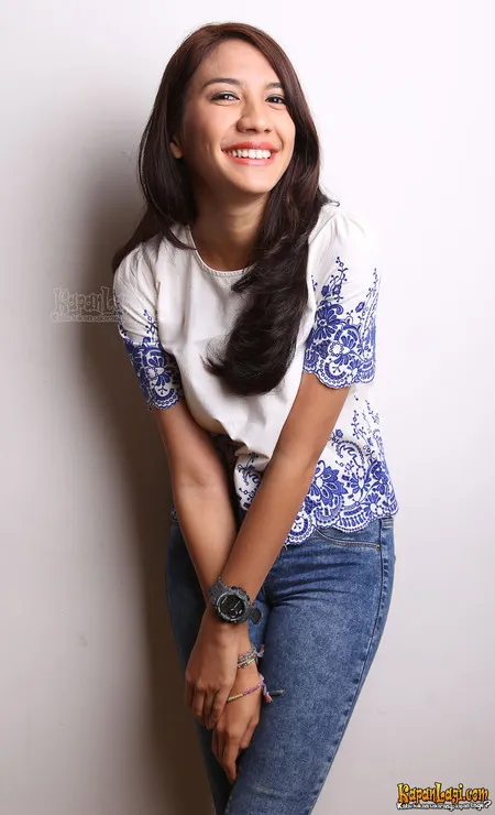 Foto Acha Sinaga. Nomor Foto: 016