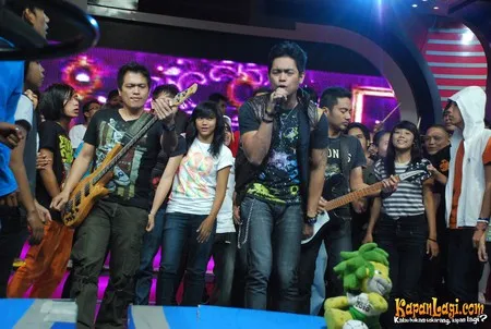 Foto Ada Band