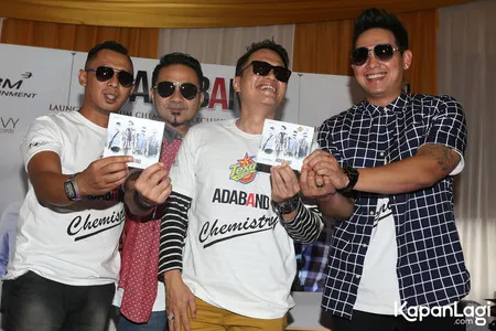 Foto Ada Band