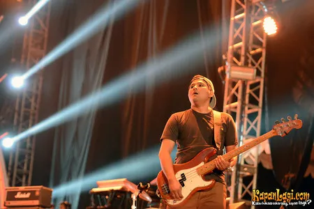 Foto Adam So7