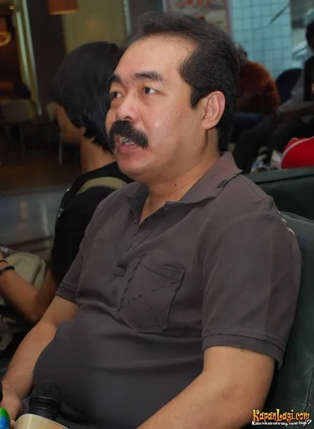 Foto Adam Suseno