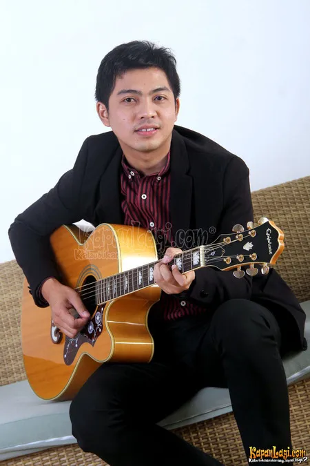 Foto Ade Govinda