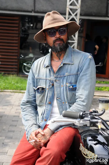 Foto Ade Habibie