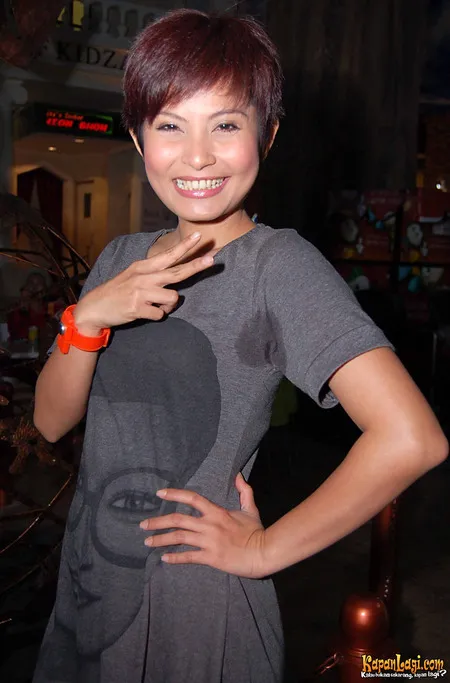Foto Ade Herlina